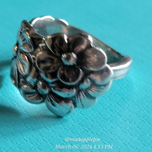 Antique Vintage Forget Me Not Spoon Ring in Sterling Silver Luxury Designer - Picture 5 of 16